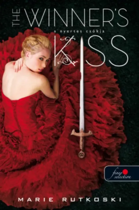 Olcsóbb The Winner's Kiss - A nyertes csókja - A nyertes-trilógia 3.